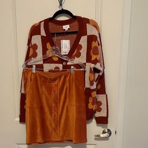 Floral Patterned Red and Orange LuLaRoe  Sweater Outfit